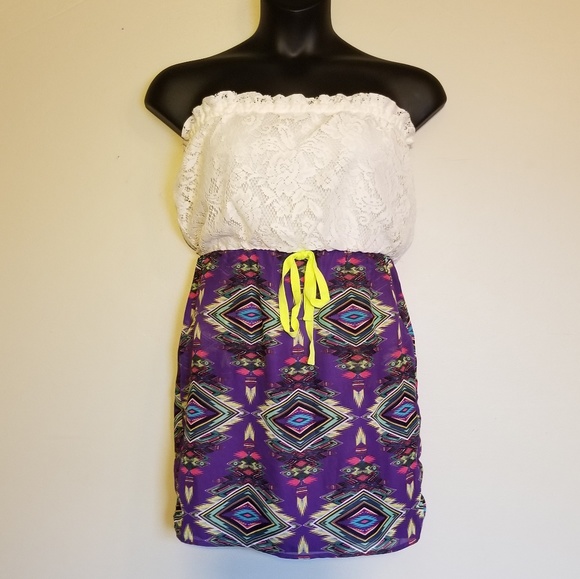 Unity triangle crochet strapless mini dress - Picture 1 of 7